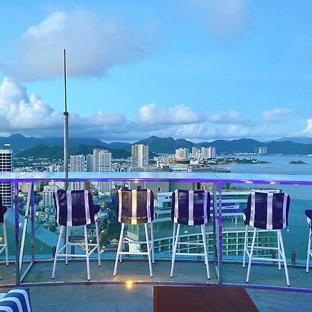 Coastal Panorama Oceanfront Suites Nha Trang Buitenkant foto